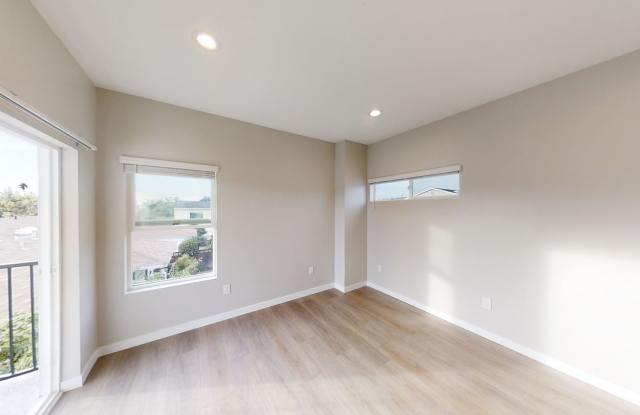 4BD/2BA on the Corner of Catoctin and Montezuma Gallery 3