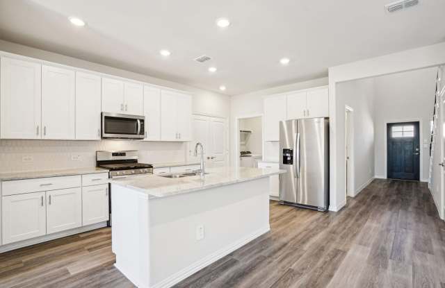 Spacious 4-Bedroom McKinney Home with Community Pool & Park Gallery 4