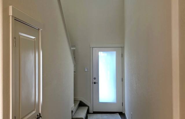 9732 Birch Lane Gallery 2