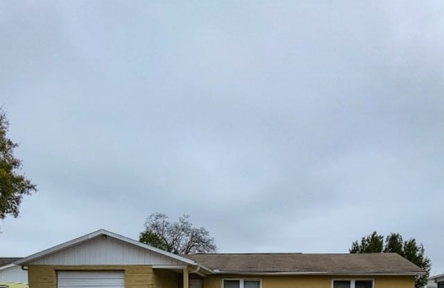 6417 Sutherland Ave - 6417 Sutherland Avenue, Pasco County, FL 34653