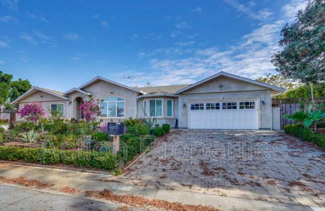 2185 Chuleta Ct photos photos