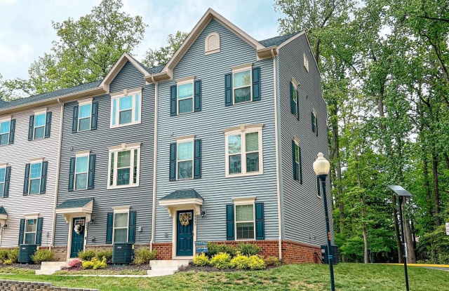 4480 COMMONS DRIVE - 4480 Commons Drive, Annandale, VA 22003