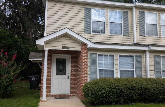 4250 Augustus Oak Court Gallery 1
