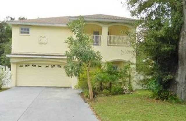Beautiful  4 bedrooms 2.5 bathrooms Two-Story Single Family Home Located in Brandon FL! photos photos