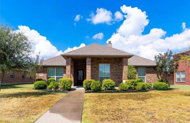 1112 Hidden Creek Drive - 1112 Hiddencreek Drive, Royse City, TX 75189