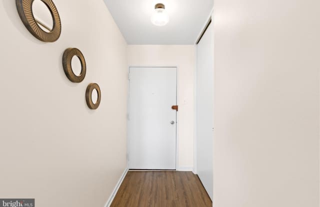 300 M Street SW Gallery 3