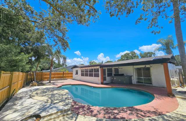 608 Tangerine Dr photos photos