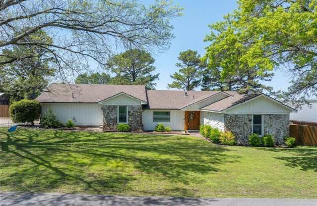 Beautiful Newly Remodeled 3 Bed, 2 Bath Home - 5708 Kenland Drive, Fort Smith, AR 72903