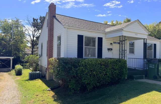 2 Bedroom Home for Rent - Convinent Rolla Location Gallery 1