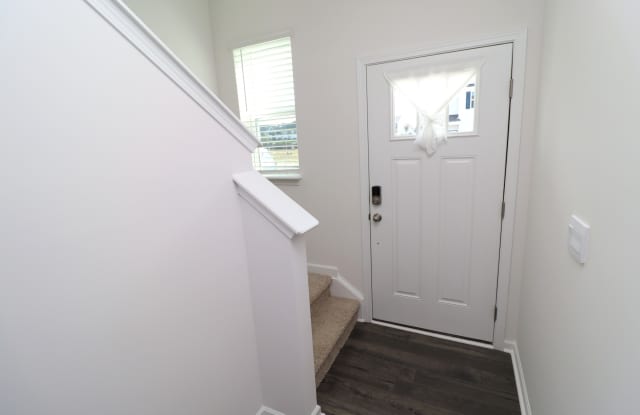 374 Freestall Dr Gallery 2