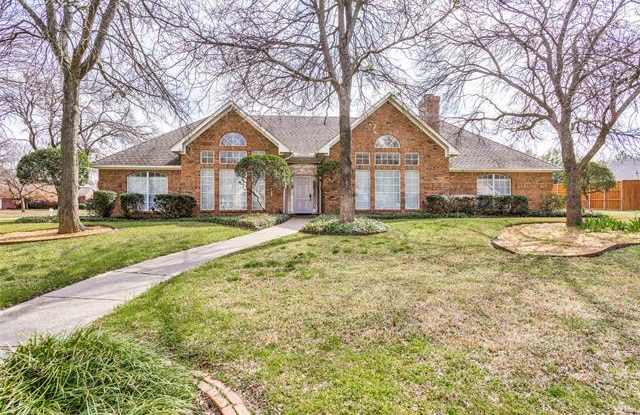 44 Rolling Hills Circle - 44 Rolling Hills Circle, Denton, TX 76205