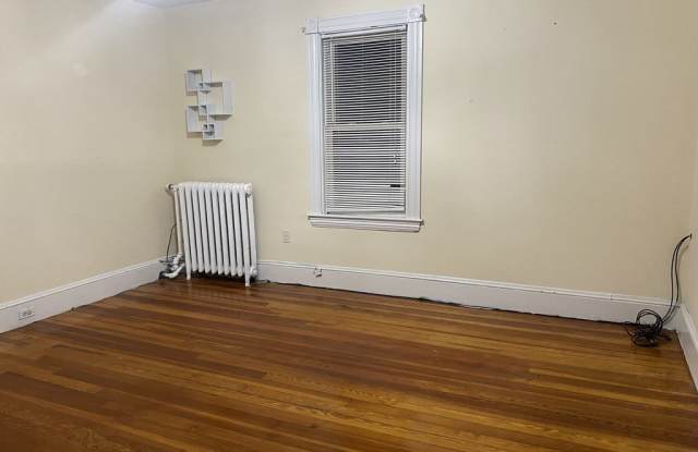 285 E Squantum St Gallery 4