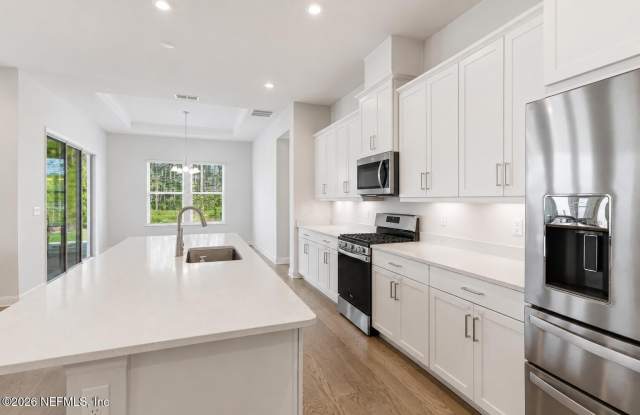 80 WALNUT GLEN Court Gallery 3