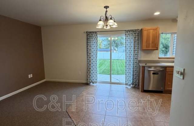 406 1st Street Southeast - B Gallery 3