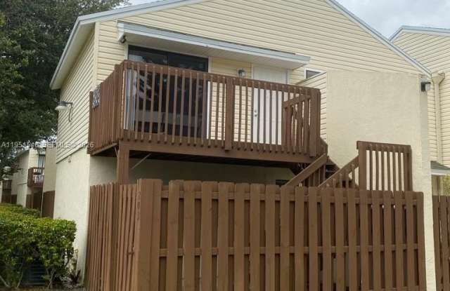 629 Executive Center Dr photos photos