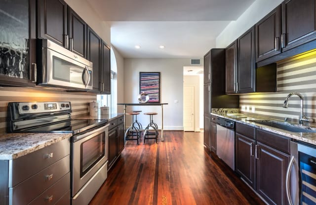 400 North Ervay Gallery 3