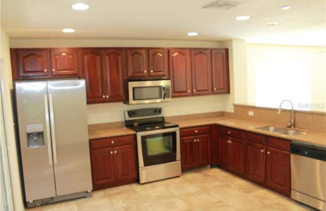 8617 MAJESTIC ELM COURT Gallery 4