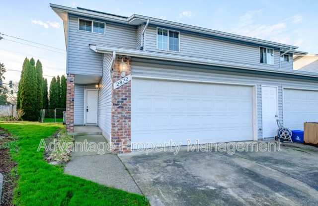 2872 Raleigh Ct SE photos photos