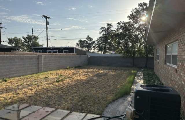 1008 Sandia Drive Gallery 2