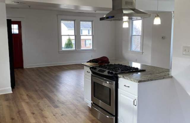 Gorgeous Parkville 3bd/3ba with 4th bd in Fin Bsmt. CAC! W/D! More! Available 5/15 photos photos