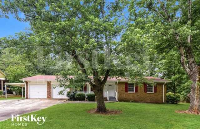 111 Elizabeth Way photos photos