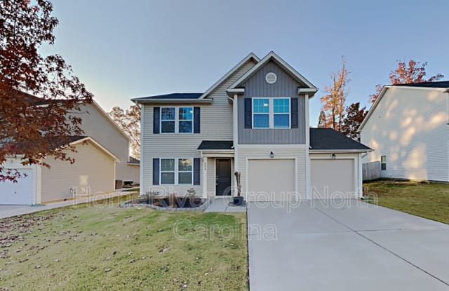 806 Georgia Oak Ln - 806 Georgia Oak Lane, Landis, NC 28088