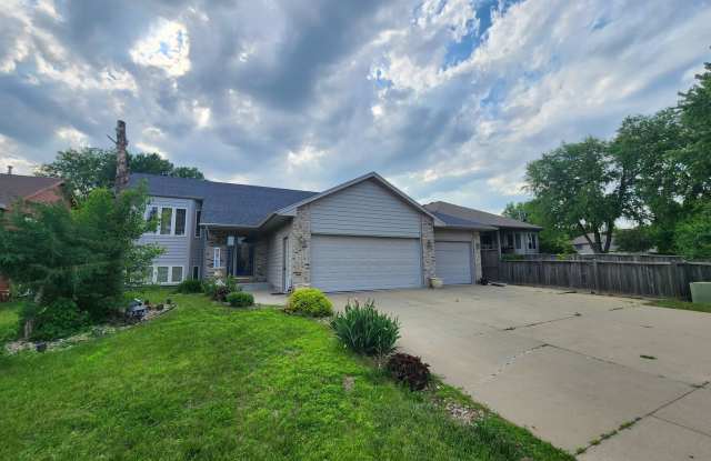 5bd 3ba Available in Eastern Sioux falls photos photos