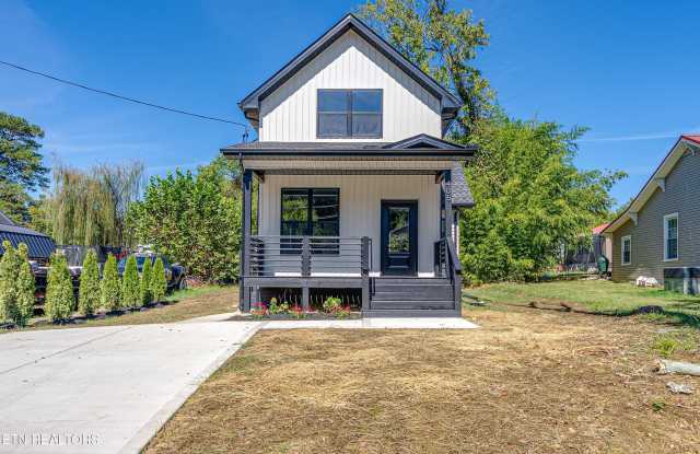 405 Forestal Drive Gallery 1