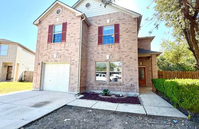 **MOVE IN SPECIAL** MUST SEE! Spacious Two-Story 4 Bedroom / 2 Bath Brick Home in Cul-de-Sac! photos photos