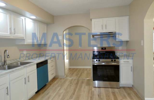 Cozy & Convenient Toledo Rental in a Great Neighborhood Gallery 3