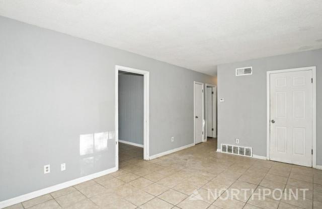 ** $500 OFF FIRST FULL MONTH ** 4-Bedroom, 1.5 Bath Single Family for Rent in Memphis, TN | Attached Garage & Modern Kitchen Gallery 4