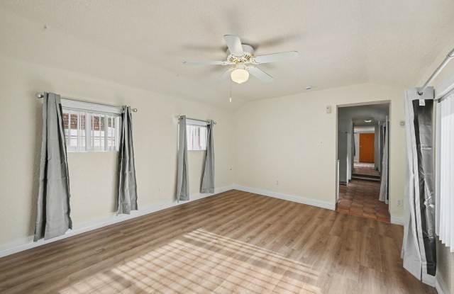 Charming 2-Bedroom Apartment in Berkeley - Available NOW Gallery 4