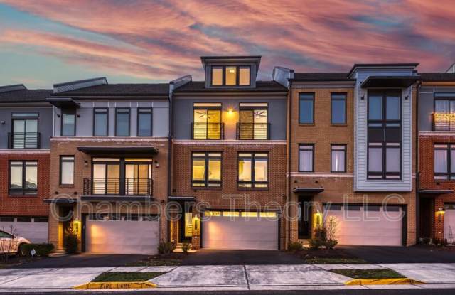 1211 White Feldspar Ter. SE - 1211 White Feldspar Terrace Southeast, Leesburg, VA 20175