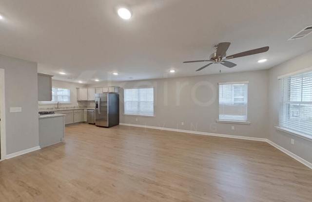 121 Denise Drive Gallery 2
