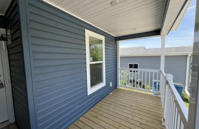 5049 Sawgrass Dr Gallery 2