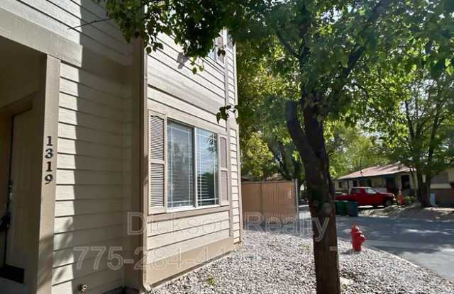 1319 Powell Lane Gallery 2