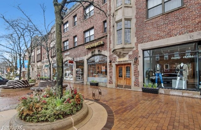 666 Central Ave - 666 Central Avenue, Highland Park, IL 60035