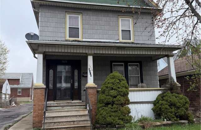 1616 Walnut Avenue photos photos