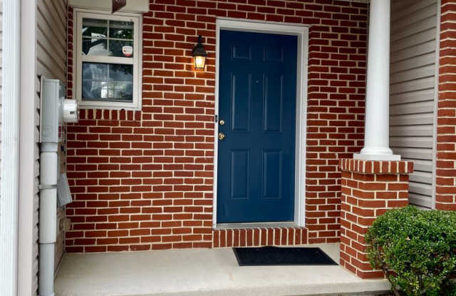 2 Bed 2.5 Bath Townhouse in Mountville Gallery 2