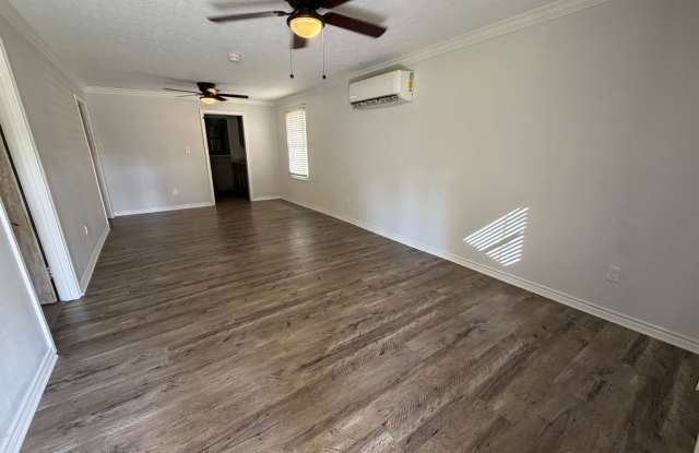 Conveniently located Beaumont Home for Rent! Gallery 4