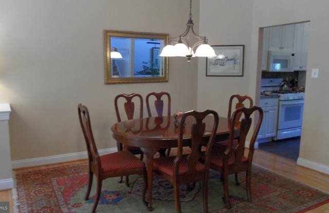 4641 OLD OAK ROAD Gallery 3