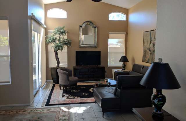 9069 E MAPLE Drive Gallery 2