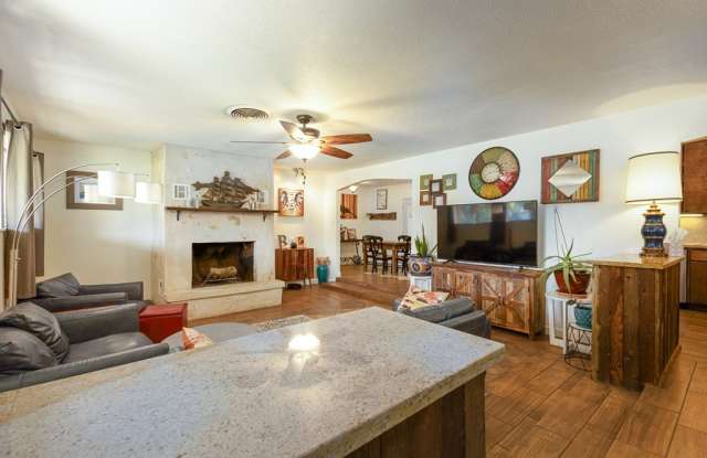 117 Hilltop Dr Gallery 4