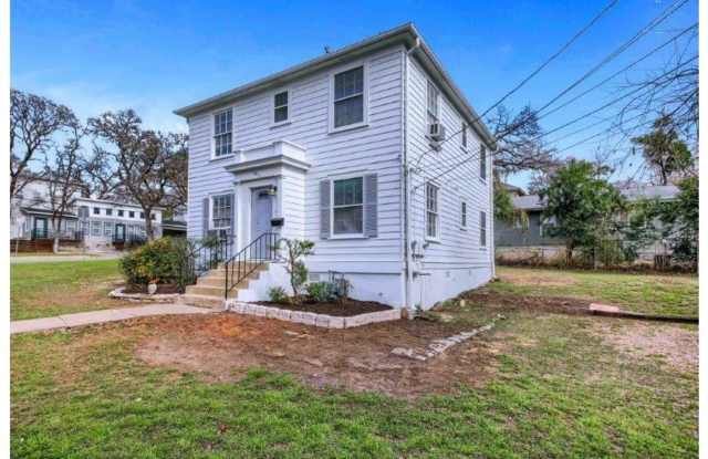 401 E. 33rd St - 401 East 33rd Street, Austin, TX 78705