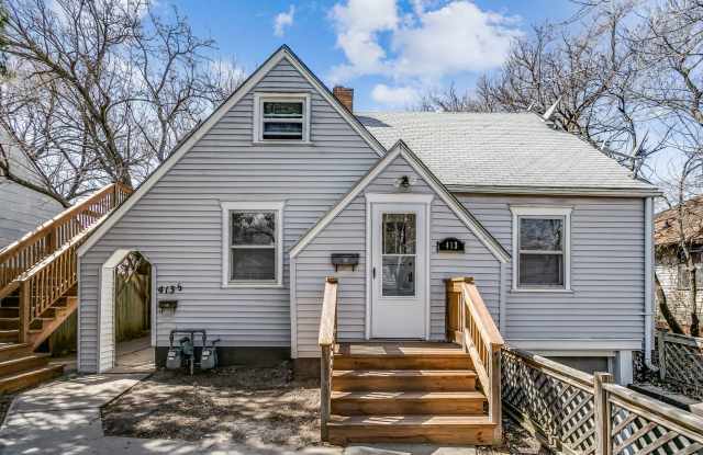College Hill Gem! - 413 South Vassar Street, Wichita, KS 67218