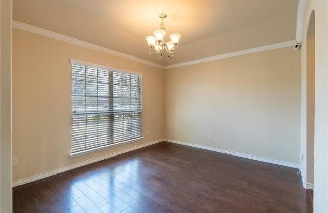 1112 Hidden Creek Drive Gallery 3