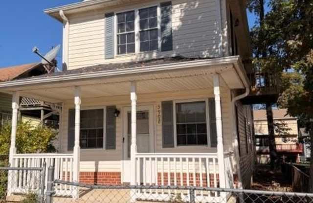 3908 7TH Street photos photos