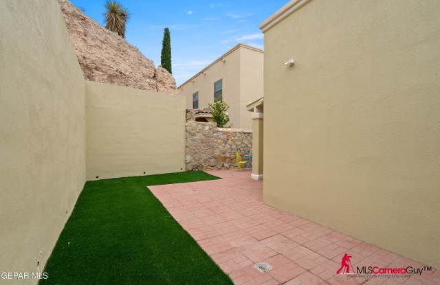 5721 CAPROCK Court Gallery 4
