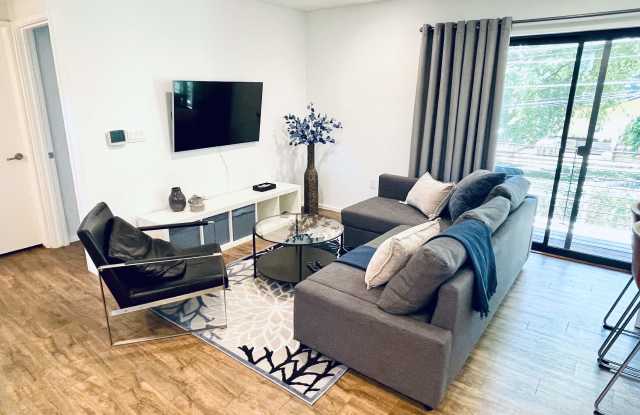 1905 Holly St - 1905 Holly Street, Austin, TX 78702 1905 Holly St - 1905 Holly Street, Austin, TX 78702