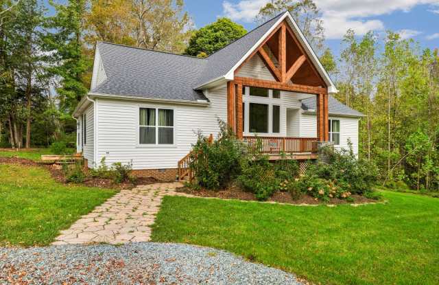 PARK FLEX STAYS-Peaceful 3 Bed, 2 Bath Country Retreat in Mebane Near Chapel Hill photos photos